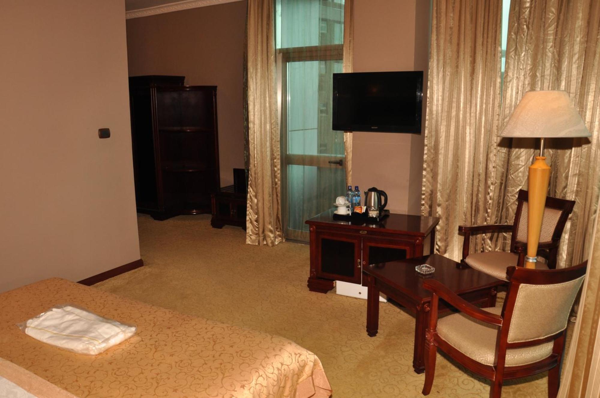 Friendship International Hotel Addis Abeba Zimmer foto